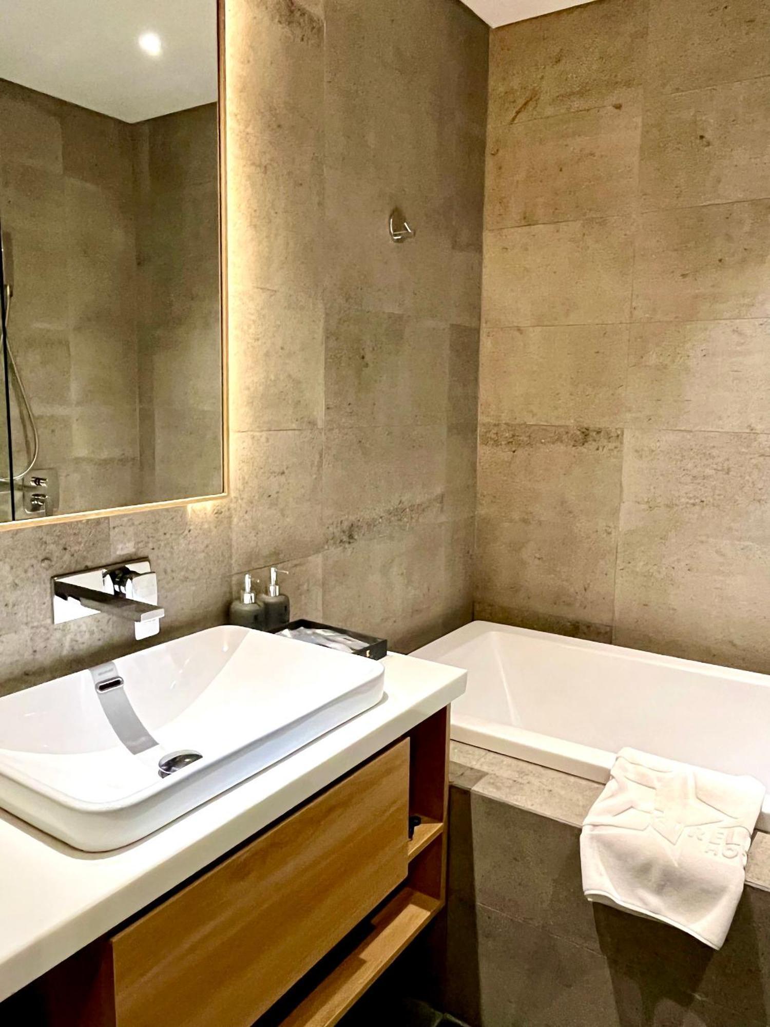 Estrella Boutique Hotel ดานัง ภายนอก รูปภาพ